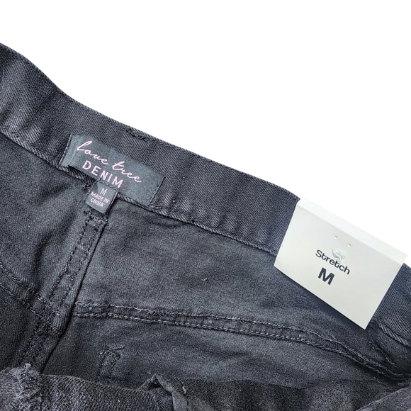 NWT Love Tree Denim Black Women's Shorts - Picture 3 of 8